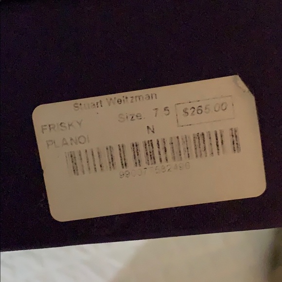 Stuart Weitzman Gold Flats 7.5 NARROW - Picture 5 of 12